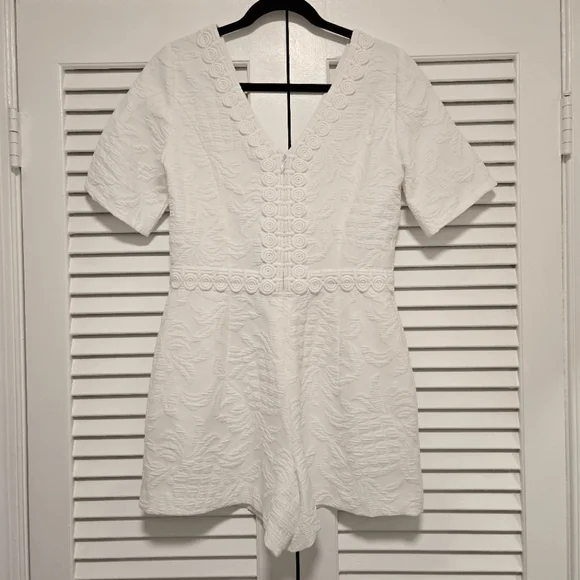 NWT Lilly Pulitzer Zina Stretch Romper sz 6 - Picture 2 of 4